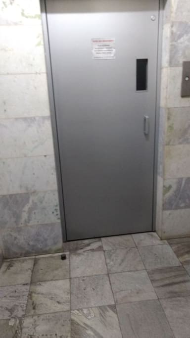 CORREDOR ACESSO ELEVADOR