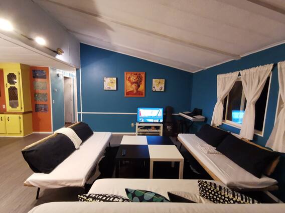Airbnb Seabright Loop Vacation Rentals Places To Stay