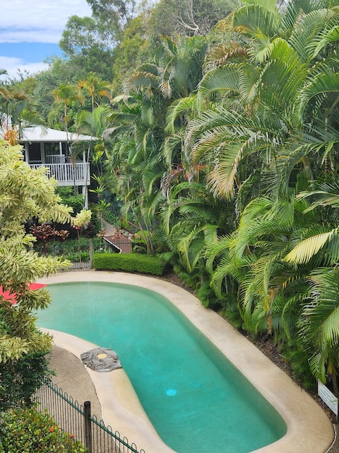 TROPICAL TRANQUILITY -  spacious relaxation