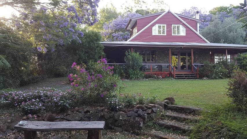 Bluestone House Maleny