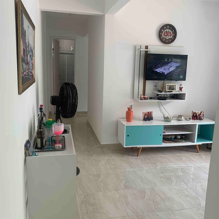 Apto Ibicuí/2 Quartos C/varanda/1 Vaga Garagem - Mangaratiba
