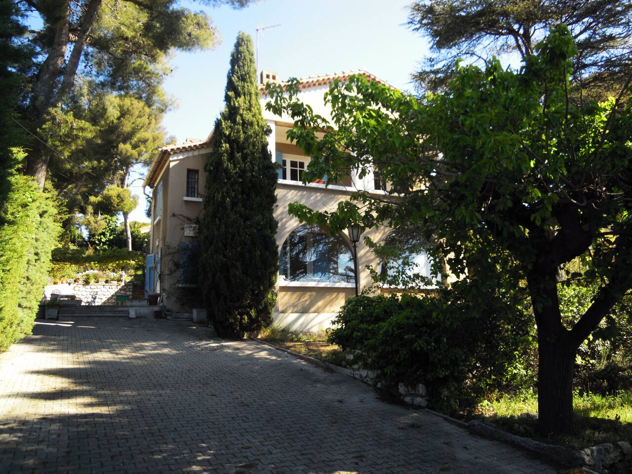 Qu Est Devenu La Maison De Fernandel Qu' Est Devenu La Maison De Fernandel | AUTOMASITES
