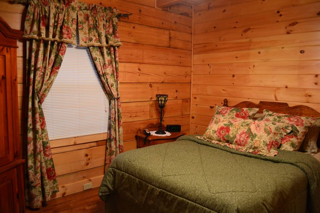 Cabin-chic Master Bedroom down with full bath