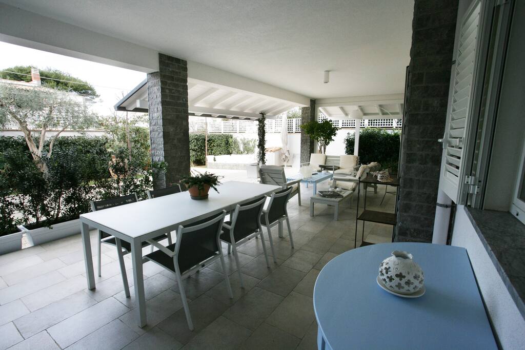 Zona pranzo esterna