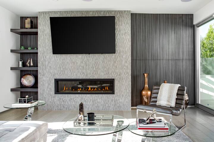 Endless Views in Beverly Hills gallery image 5