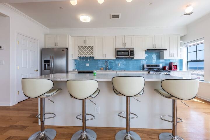 Beach front Dublex near jfk gallery image 4