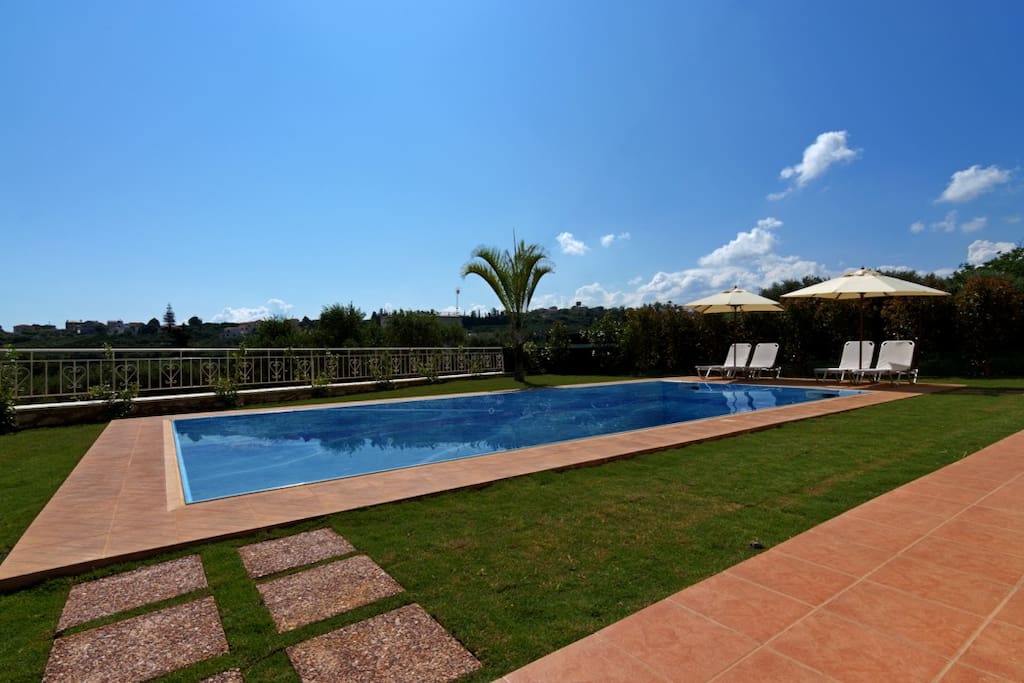 Jewel Villa Exterior - Private Pool - Private Garden