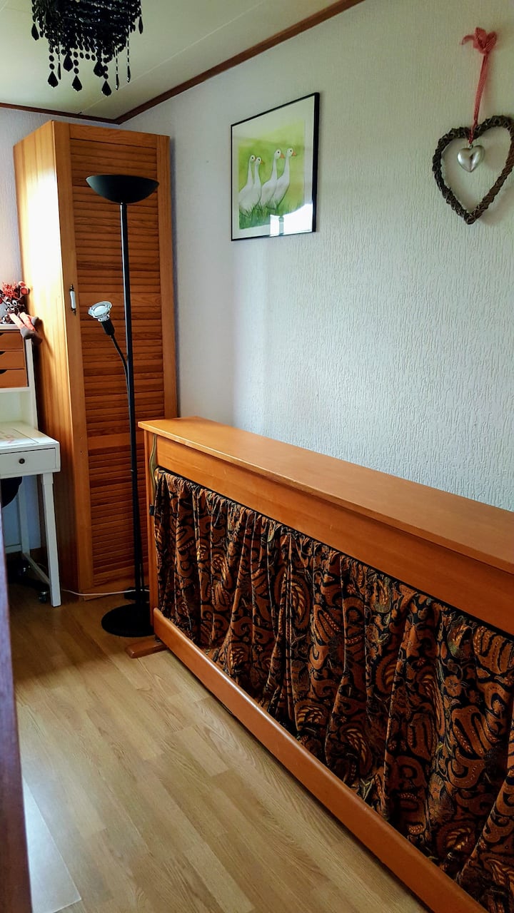 卧室3 -单人折叠床