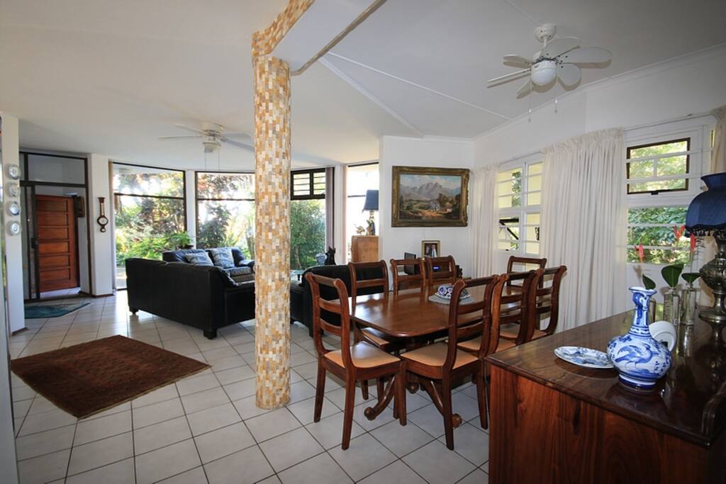 Dining room to front door