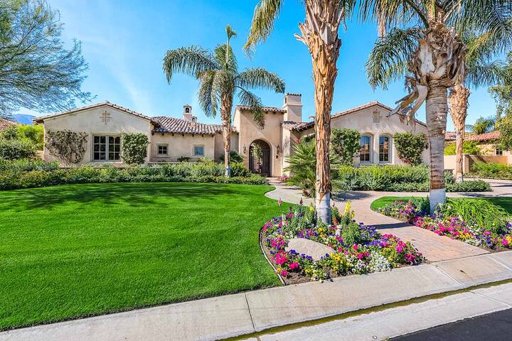 The Most Luxurious Coachella Airbnbs