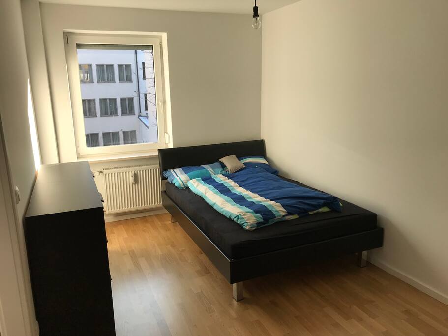 Schlafzimmer / bed room