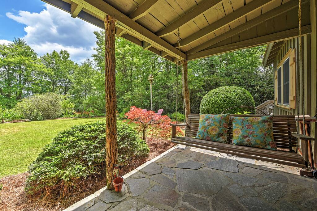 Begin your day sipping coffee from the large deck, boasting serene nature views!