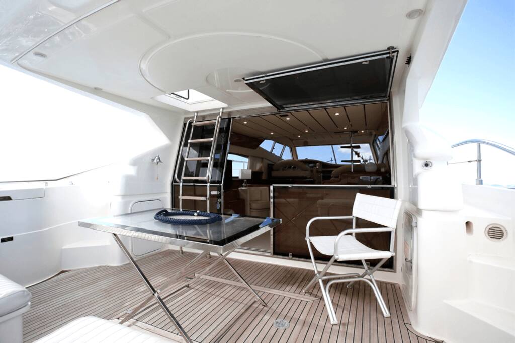Ferretti 53 Fly Bridge