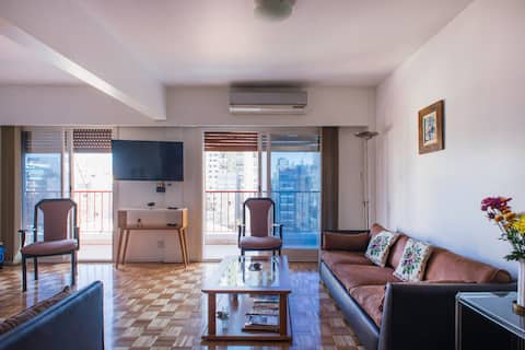 Top Airbnb: Excellent apartment, bright and spacious en Comuna 3