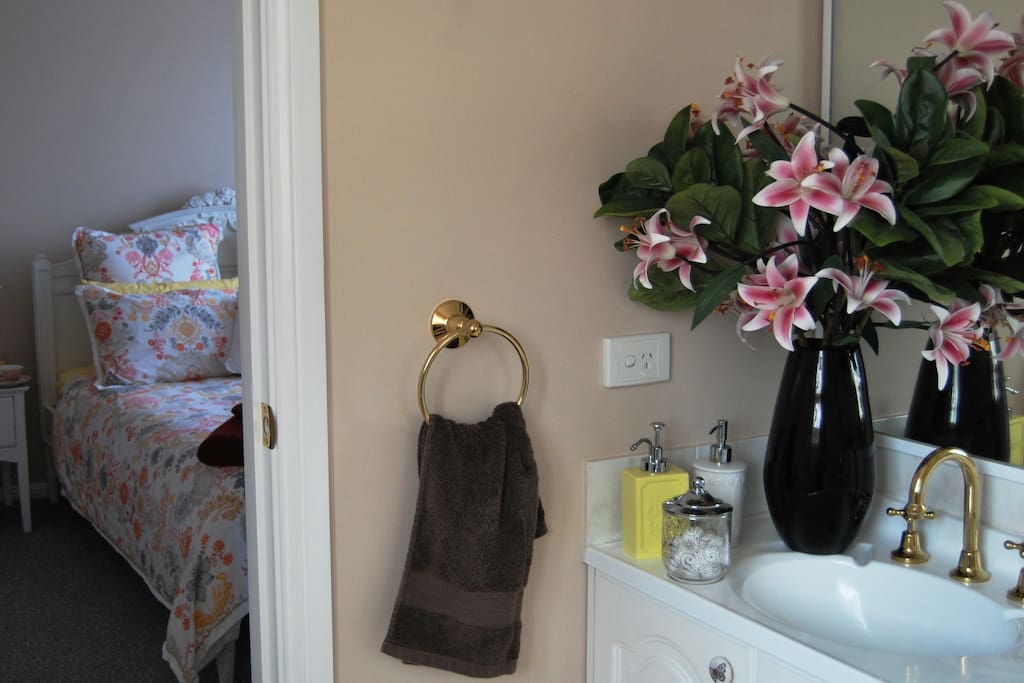 Ensuite bathroom