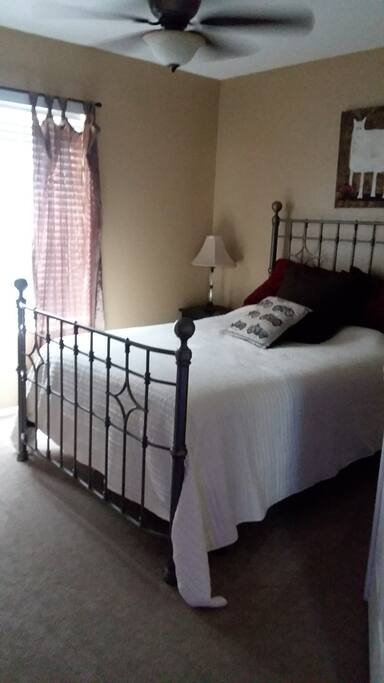 Room with ceiling fan and light