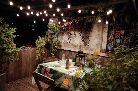 Room in RoofGarden Lane house, ex-FrenchConcession