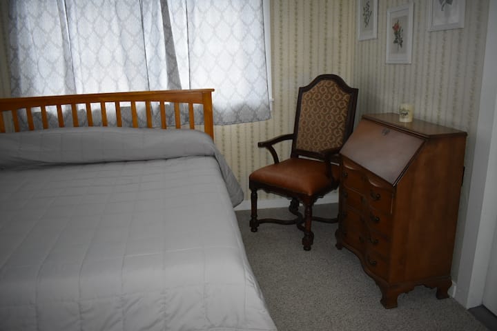 Dormitorio principal, cama tamaño king