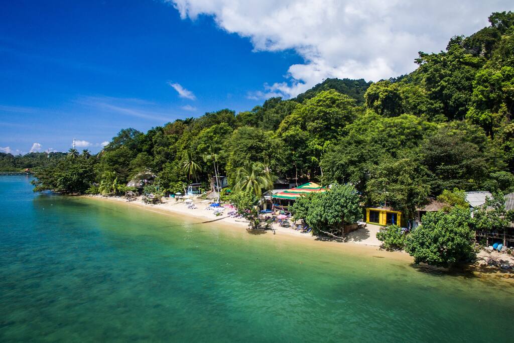Indie Beach: Tropical kitchen and amazing seaview - Bungalow