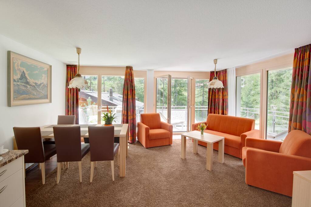 Wohnesszimmer Living room