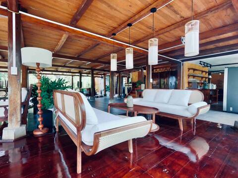 thavill retreat