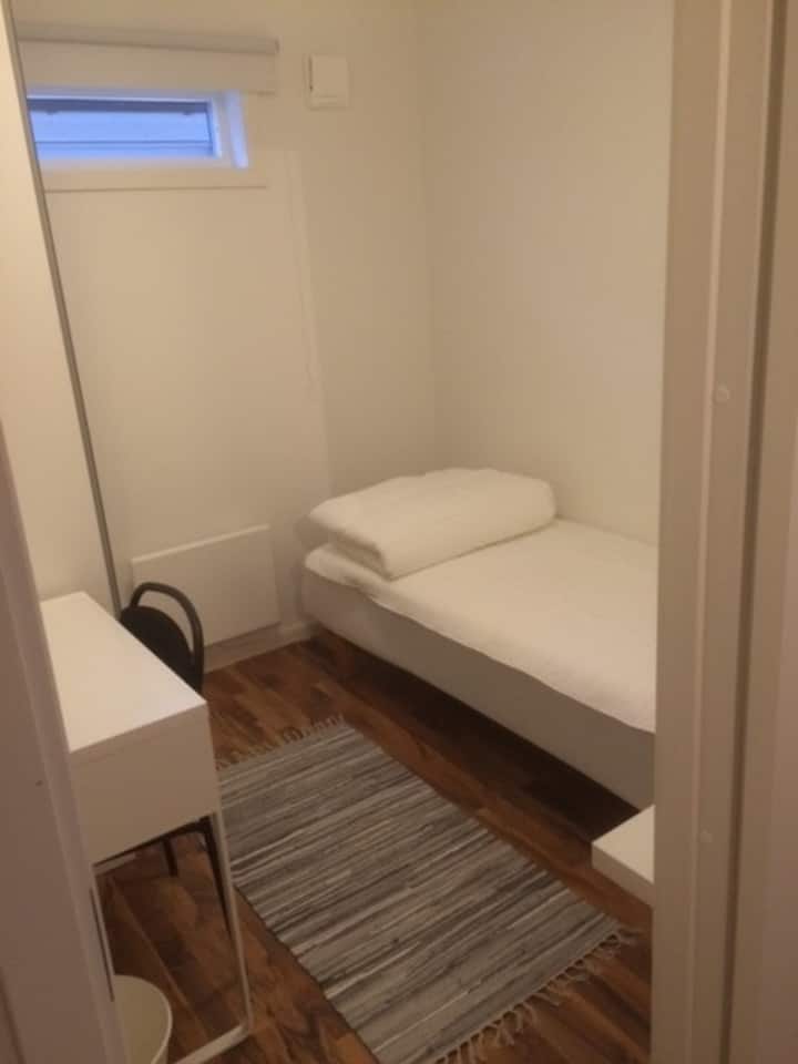 إحدى غرف النوم