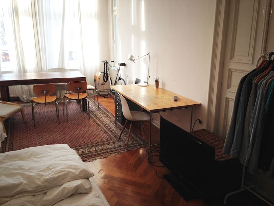 desk + tv