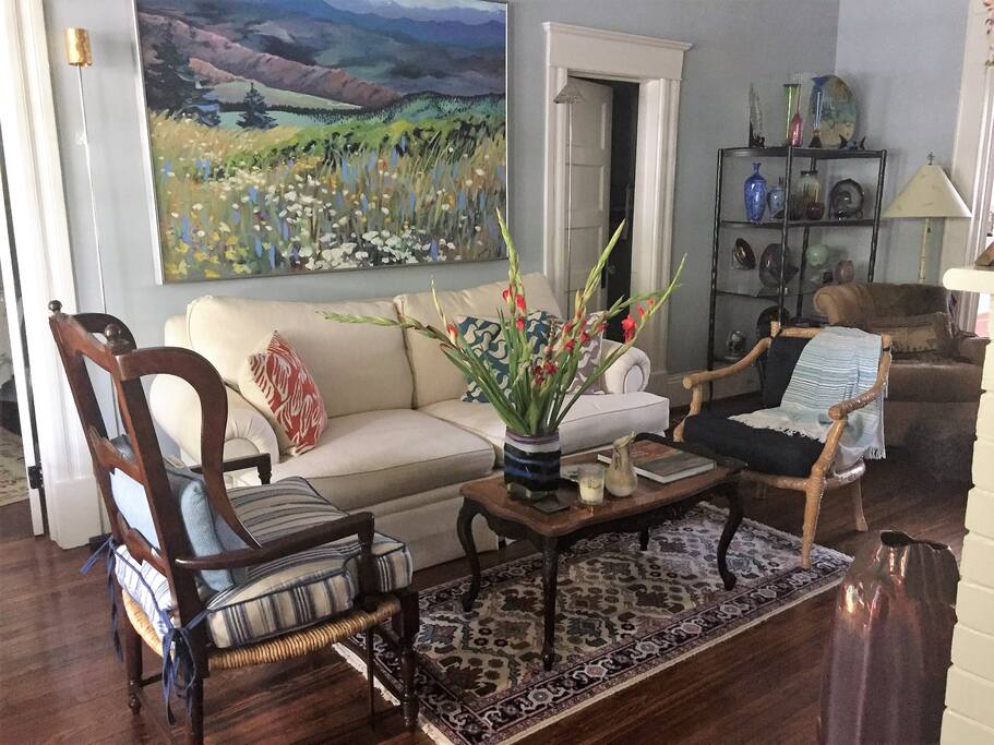 Comfy & well appointed living room.