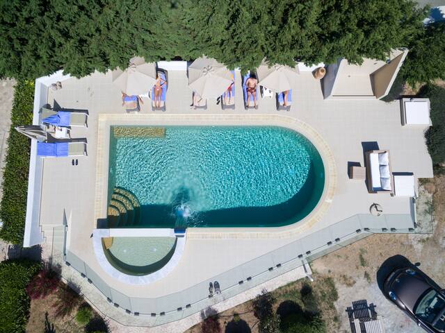 ALYKO ESTATE SEA SIDE gallery image 3