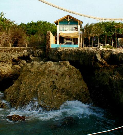 Unique place facing the sea.