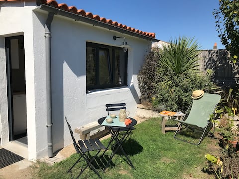 Popular Airbnb listing: Small peaceful haven very close to the Grande Plage in Saint Gilles Croix De Vie