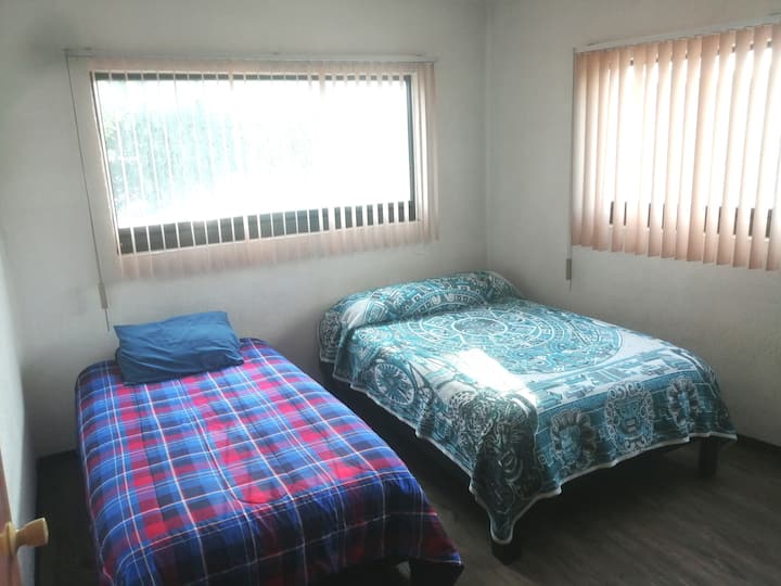 Удобно двойно легло плюс единично легло. 