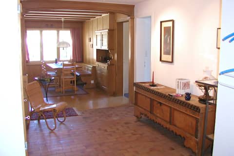 Popular Airbnb listing: Beautiful centrally located apartment in Klosters