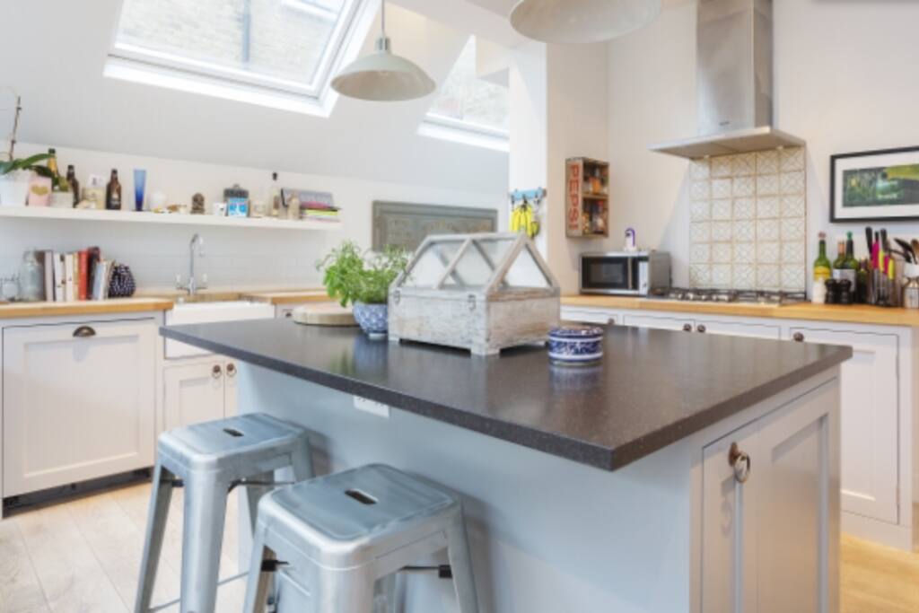 Kitchen island with two stools