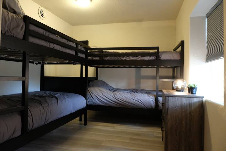 Great Home steps from RiNo – 10 beds gallery image 2