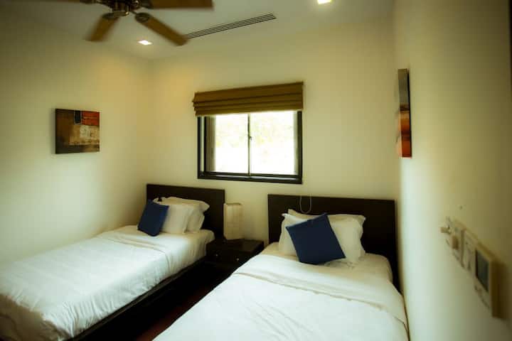 საძინებელი 1