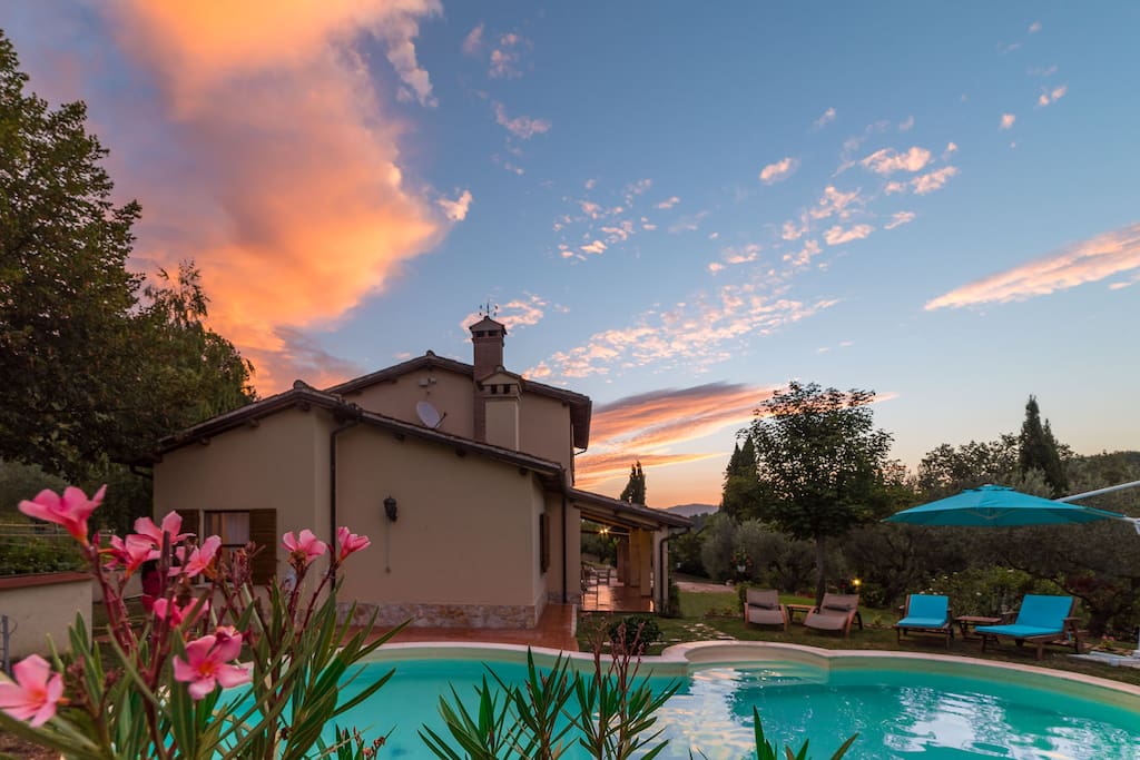 Picture of Villa louise from the Pool area.