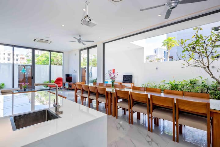 Hình ảnh Khu vực ăn uống 1