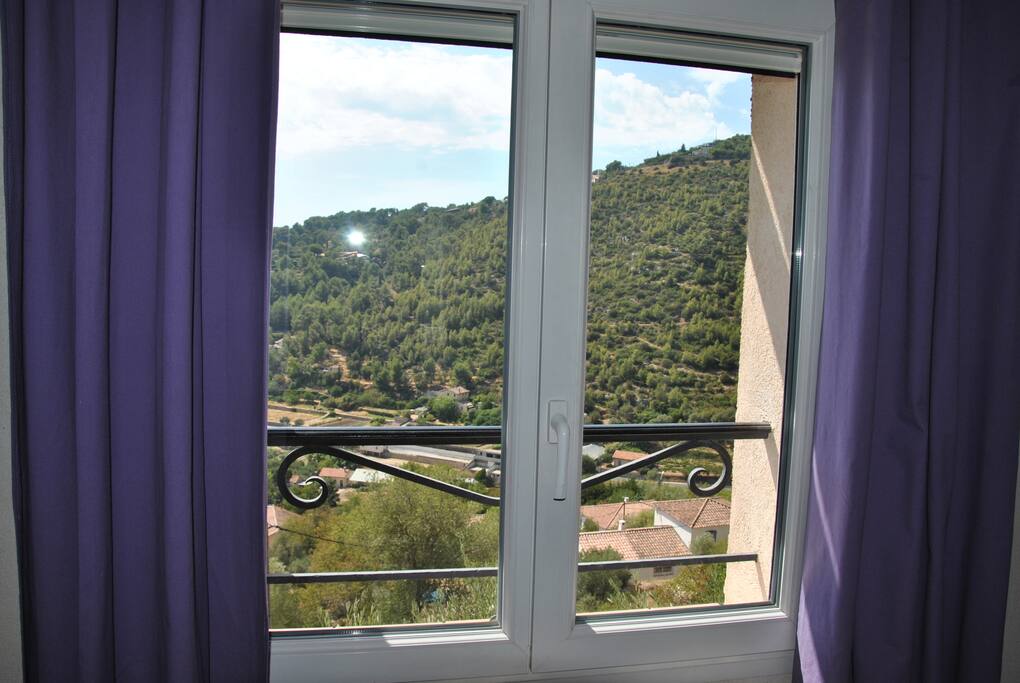 Vue de la chambre.