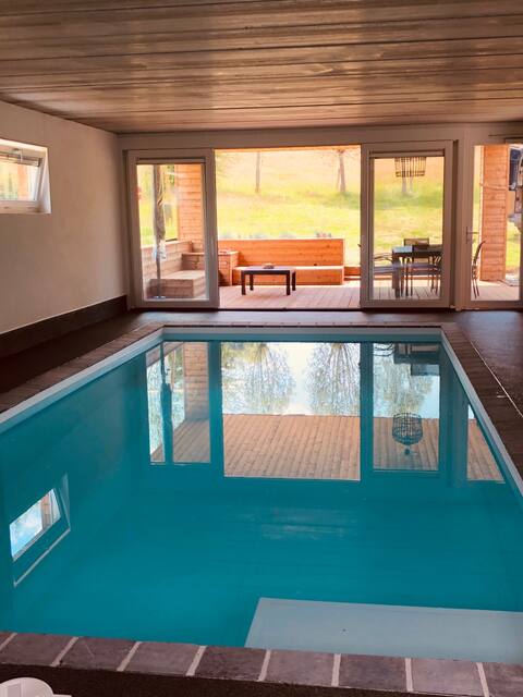 Le Doux Ny 8 people + 1 baby with pool & garden