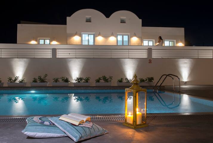 Private large group villa-Accommodation & Events gallery image 4