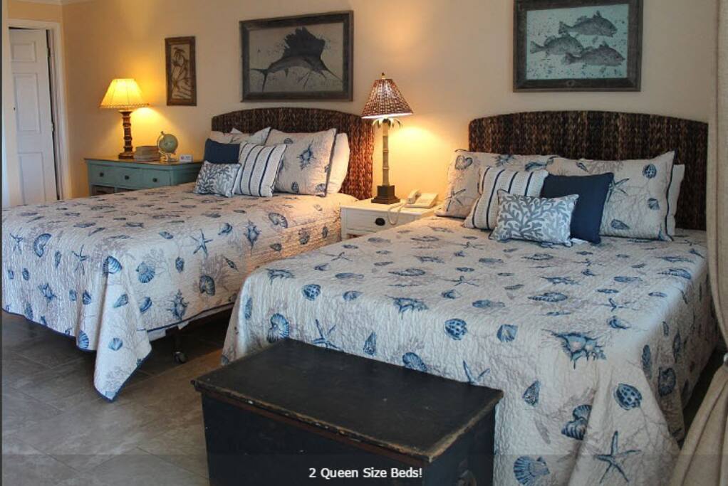 Two queen size beds!