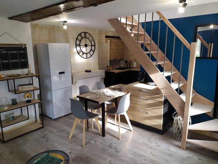 Gîte 2/4 Pers. Avec Spa, Proche Loire à Vélo - Gennes
