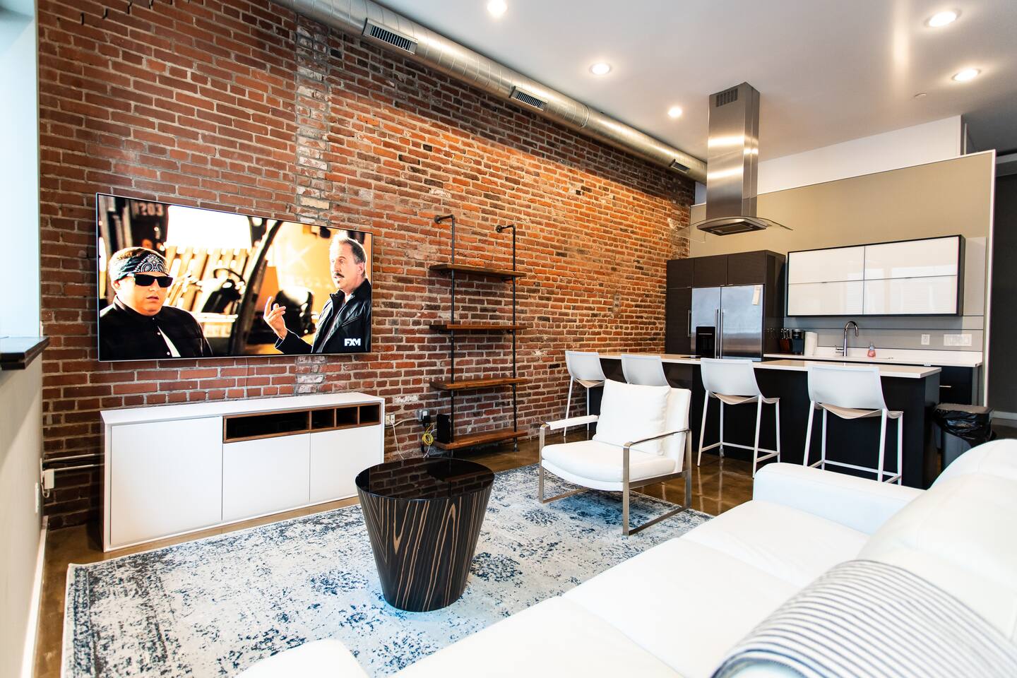 Center City Penthouse W Rooftop Patio Sleeps 8 Apartments For
