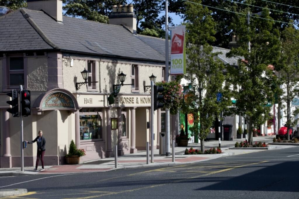 Cabinteely Village