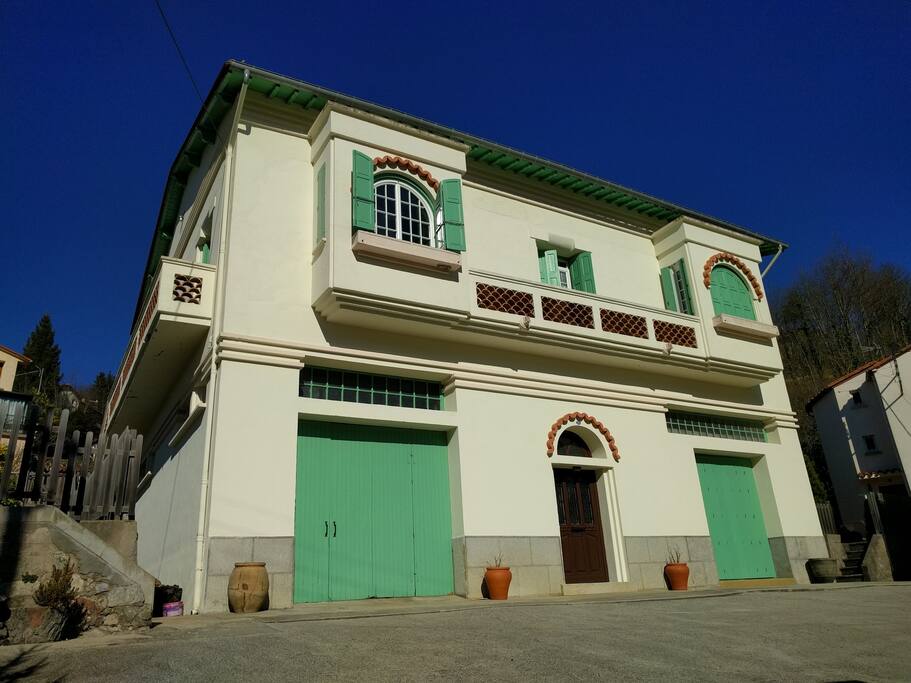 Front of house and parking