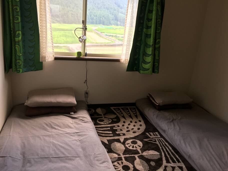 guest room 1 For 2per. with air condition beautiful mountain view