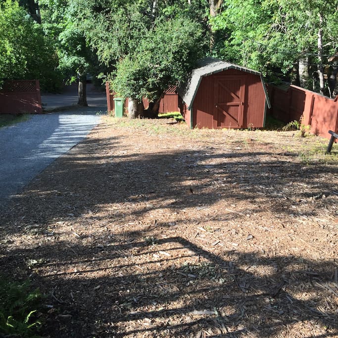 Make a Left and You're on the Trails! Gorgeous!