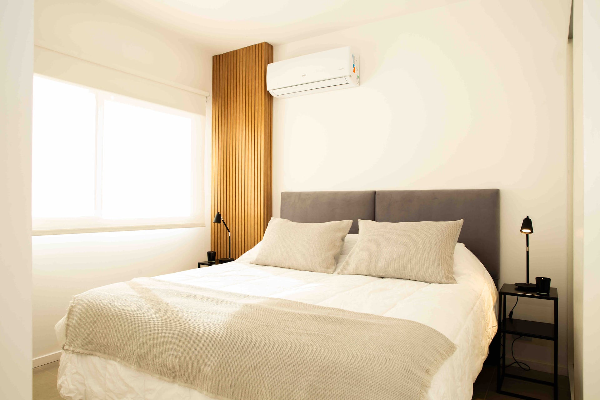 Furnished studio apartment in Monserrat