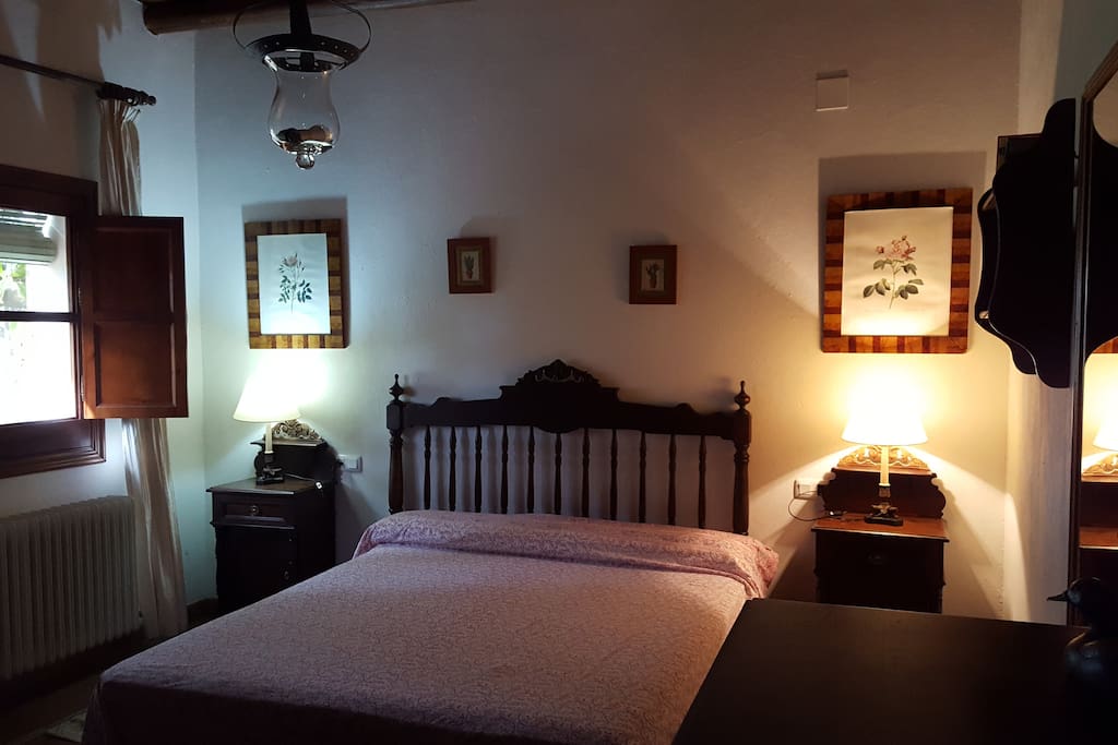 Habitación con cama de 1,50